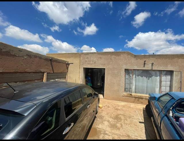 3 BEDROOM HOUSE FOR SALE IN DOORNKOP